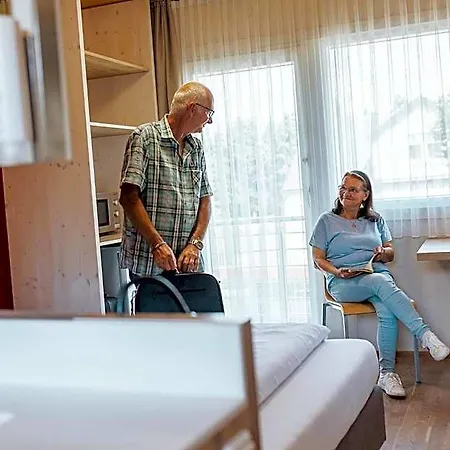 Aparthotel Gaestehaus Aquilin Sankt Poelten