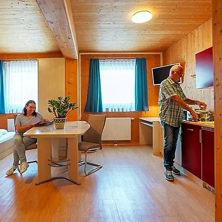 Aparthotel Gaestehaus Aquilin Sankt Poelten