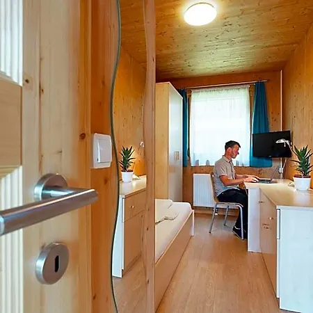 Aparthotel Gaestehaus Aquilin