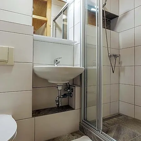 Gaestehaus Aquilin Sankt Poelten