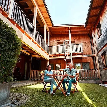 Gaestehaus Aquilin Sankt Poelten