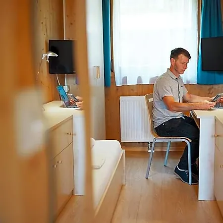 Gaestehaus Aquilin Aparthotel 3*