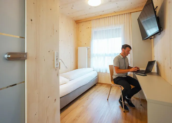 Gaestehaus Aquilin 3* Sankt Poelten