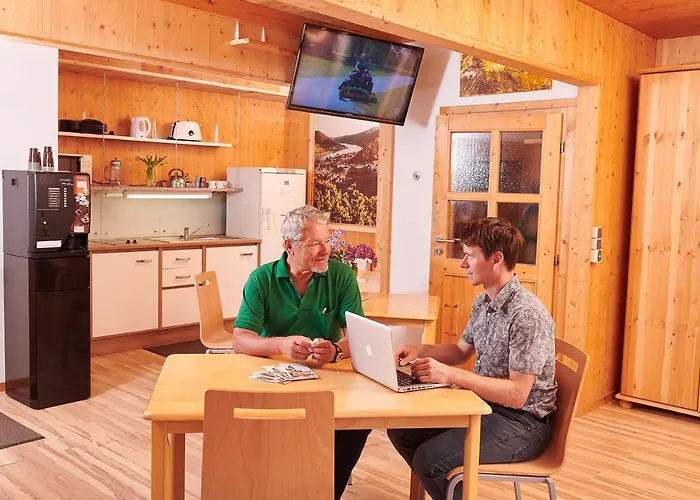 Lägenhetshotell Gaestehaus Aquilin Sankt Poelten